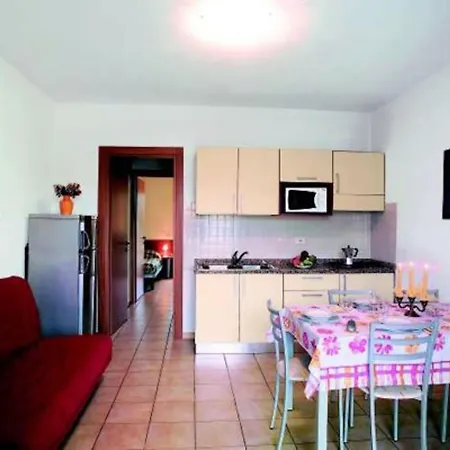Apartment Lovely Nest With Shared Pool And Olive Trees *