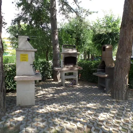 Lovely Nest With Shared Pool And Olive Trees Apartment